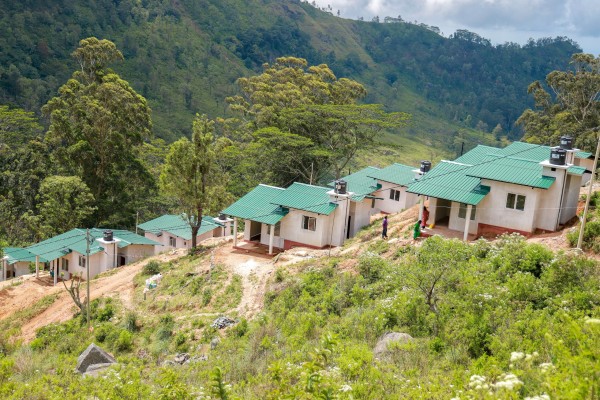 கபரகலை வீட்டுத்திட்டப் பகுதிக்கு பிரதி அமைச்சர் பிரதீப் கண்காணிப்பு விஜயம் 